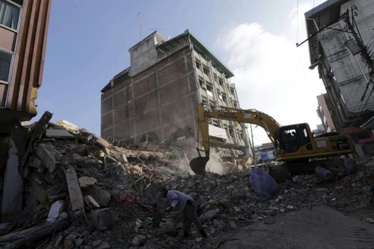 Thảm kịch Ecuador: Cần 1 năm để vực dậy từ đống tro tàn