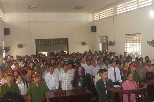 Phiên tòa kỷ lục, nạp tiền thật lấy tiền ảo với 600 bị hại
