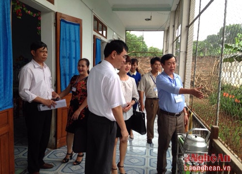 Bộ GD&ĐT kiểm tra phổ cập giáo dục mầm non cho trẻ 5 tuổi tại Thái Hòa