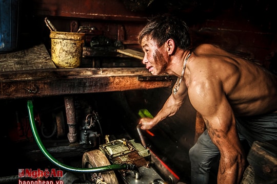 Những góc ảnh chân thực về người lao động ngoài công đoàn