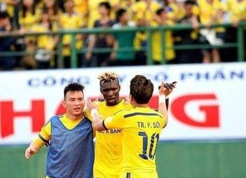 Sông Lam Nghệ An và hành trình đi tìm cái mới