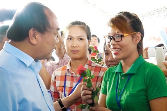 Doanh nghiệp không đóng bảo hiểm cho công nhân sẽ bi xử phạt 7 năm tù