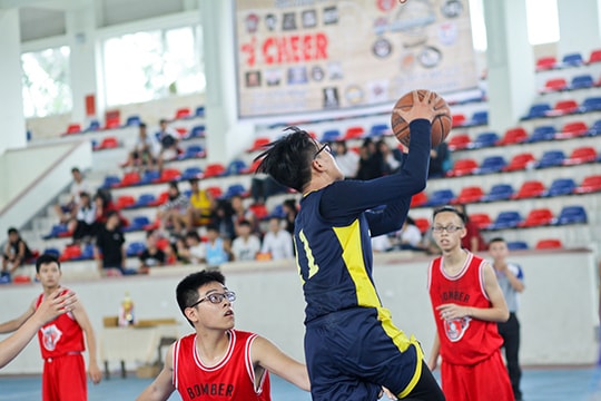 Những khoảng khắc ấn tượng tại giải bóng rổ khối THPT Vinh lần thứ II