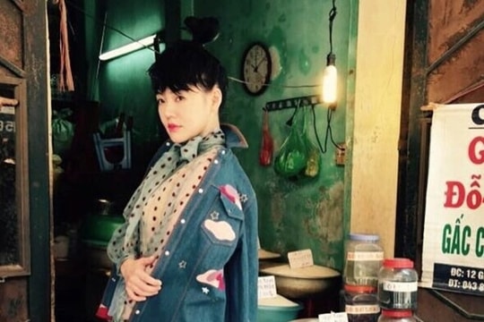 MC Đài Loan Tiểu S đẹp lạ trên phố cổ Hà Nội