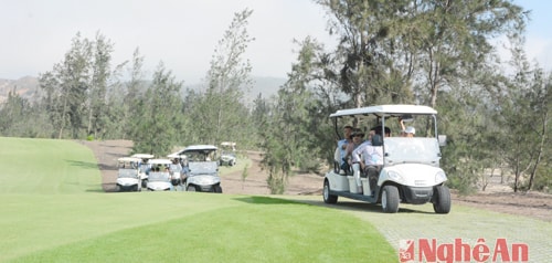 Khai mạc hội thảo báo Đảng miền Trung và Tây Nguyên