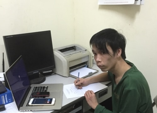 Đăng nhập vào email "trộm" ví điện tử