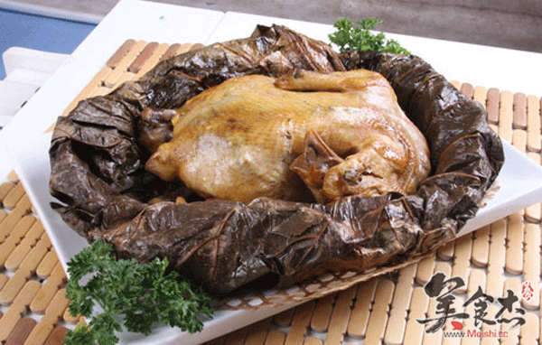 Món 'gà ăn mày' dễ ăn khó làm?