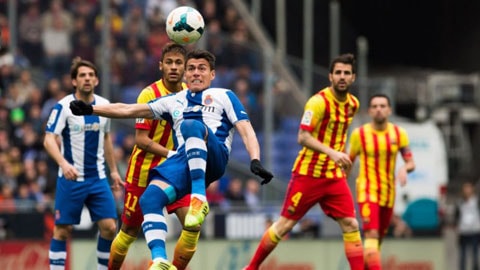 Espanol sẽ "ngáng chân" Barca?