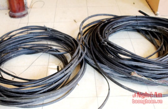 Nghệ An: Bắt vụ trộm 235m cáp viễn thông
