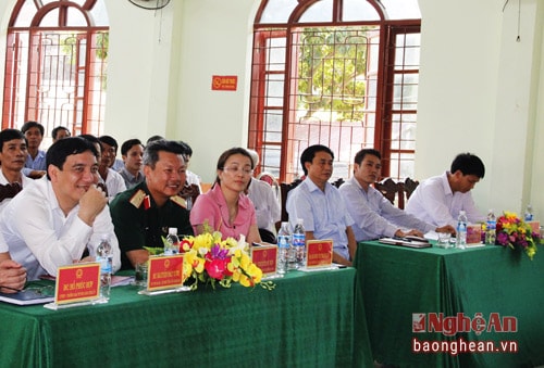 Bí thư Tỉnh ủy Nguyễn Đắc Vinh: Làm hết sức mình, đáp ứng nhanh nhất nguyện vọng của cử tri