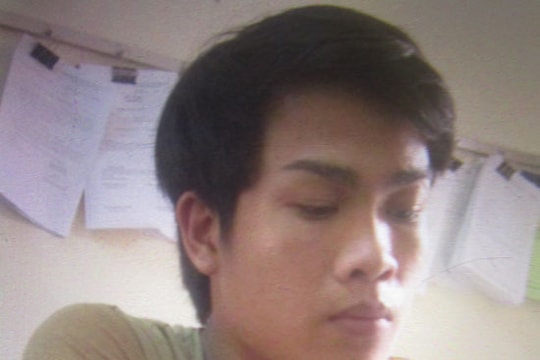 Khởi tố đối tượng cướp giật máy tính bảng của cháu bé 4 tuổi