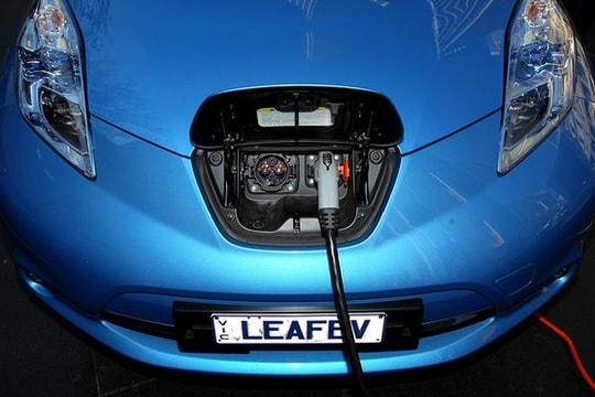 Nhật Bản: Điểm sạc xe điện nhiều hơn trạm xăng