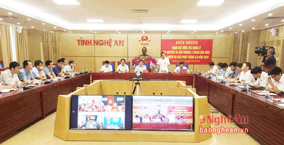 Sở TN&MT Nghệ An tăng cường kiểm soát xả thải trên sông, kiểm soát môi trường