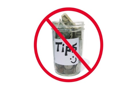 Không tốn tiền tip: Lý do 'bá đạo' để khách Tây chọn Việt Nam