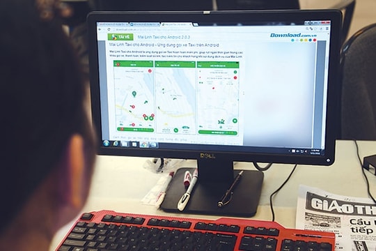 Taxi truyền thống đổi mới công nghệ