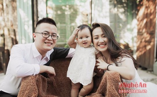 Sốt với bộ ảnh kỷ niệm ngày cưới của hot girl Thành Vinh