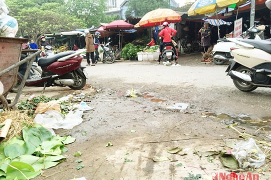 Thành phố Vinh: Rác khắp các chợ