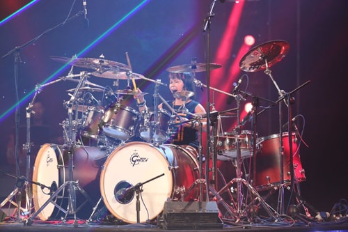 'Thần đồng đánh trống' 9 tuổi đăng quang Vietnam's Got Talent