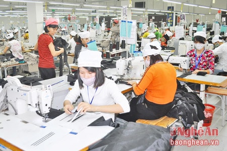 Trao quyền khởi kiện nợ BHXH cho công đoàn: Những thách thức!