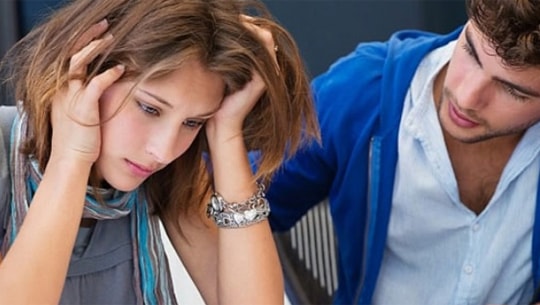 Chồng nói dối đi chơi thể thao để hẹn hò...