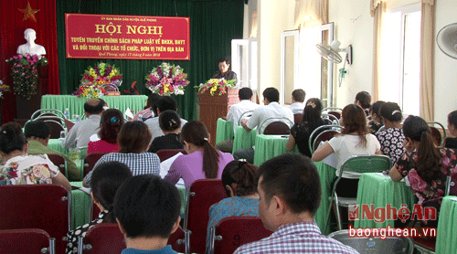 Quế Phong: Tập huấn điểm mới  của luật  BHXH