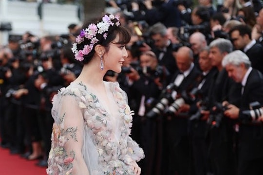 Nghi vấn Phạm Băng Băng không dự liên hoan phim Cannes vì mang thai