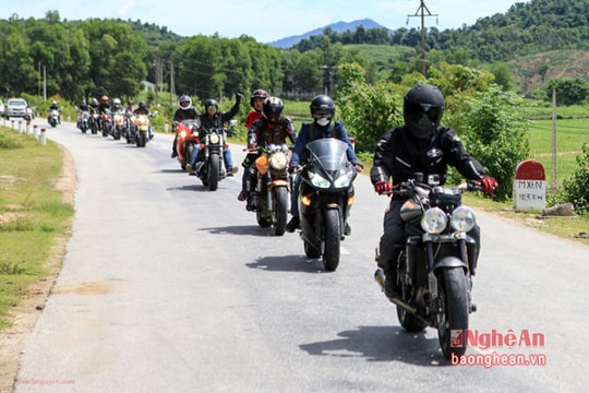 Ngắm dàn mô tô khủng nhất xứ Nghệ