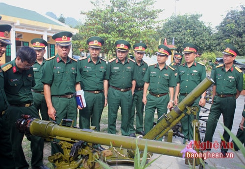 Tổng cục Công nghiệp quốc phòng khảo sát chất lượng vũ khí tại Sư đoàn 324