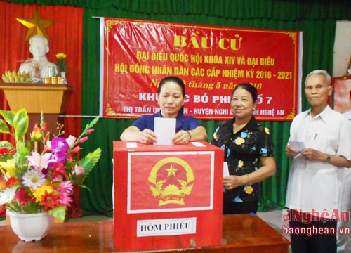 Nghi Lộc: Phần lớn cử tri đi bỏ phiếu trong buổi sáng ngày bầu cử