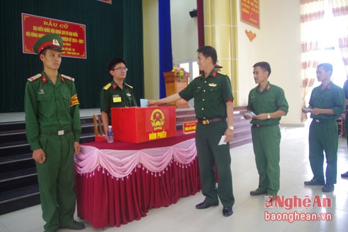 Sư đoàn 324: Tổ chức tốt công tác bầu cử trên địa bàn Nghệ An và Thanh Hóa