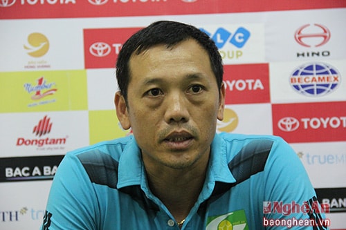 HLV Nguyễn Đức Thắng: SLNA vẫn còn nhiều việc phải làm
