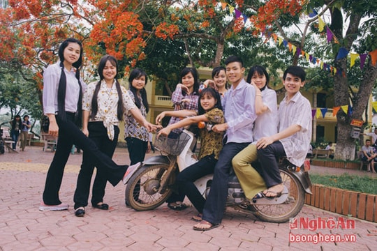 Trở về thập niên 90 với bộ ảnh kỷ yếu của học sinh Nghệ An