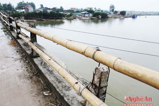 Lo sợ khi qua cầu Diễn Kim
