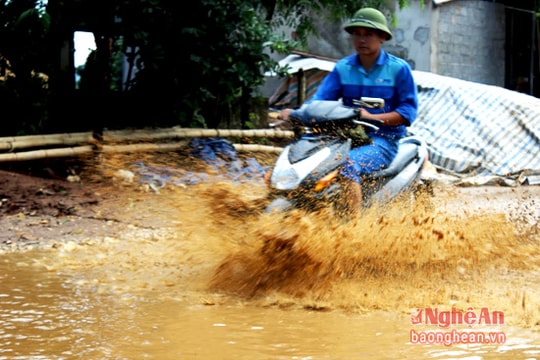 'Đường sông' ở các tuyến giao thông liên xã
