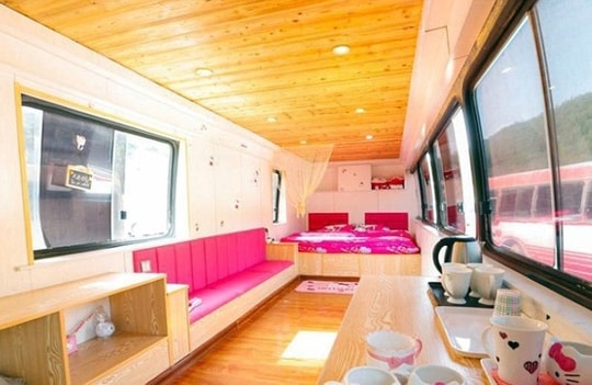 Khách sạn tình yêu độc đáo từ xe bus