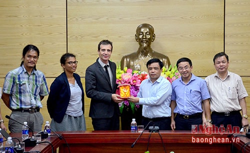 Pháp và Nghệ An hợp tác cải thiện hạ tầng đô thị thị xã Hoàng Mai