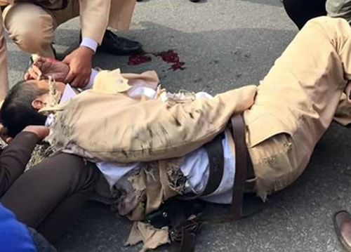 Tài xế xe tải kéo lê cảnh sát giao thông lĩnh án 18 năm tù