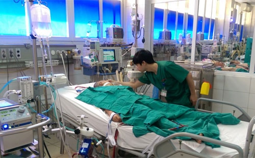 Suýt chết sau 7 ngày sốt cao