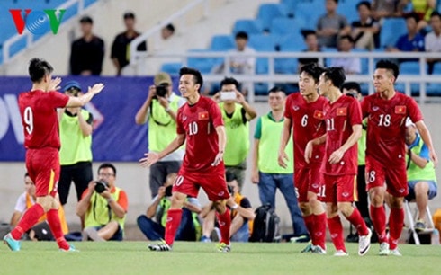 Thắng sau loạt đấu súng, tuyển Việt Nam vào chung kết Cúp Tứ hùng Myanmar