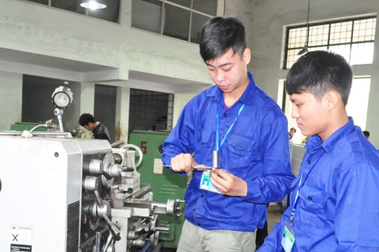 Nghệ An: Sẽ nâng mức thưởng đối với học sinh giỏi Quốc gia trong đào tạo nghề