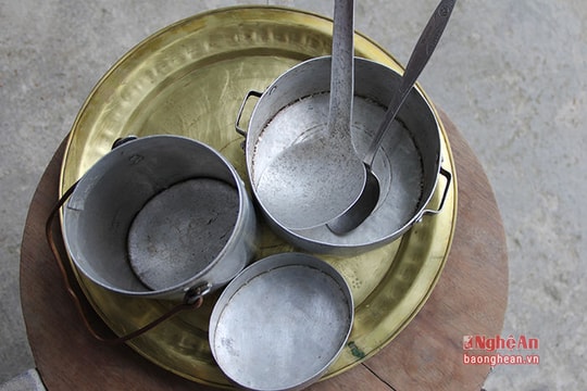 Những đồ dùng làm từ mảnh bom, vỏ đạn của người cựu binh xứ Nghệ