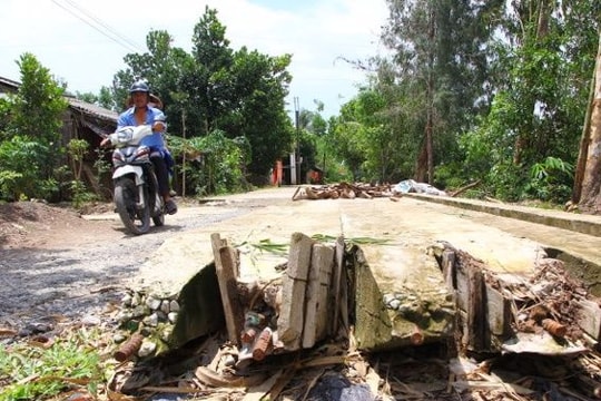 Bí thư, Chủ tịch huyện cho vay làm nông thôn mới lấy lãi