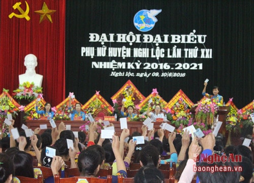 Hội LHPN Nghệ An: Đại hội điểm cấp cơ sở nhiệm kỳ 2016-2021