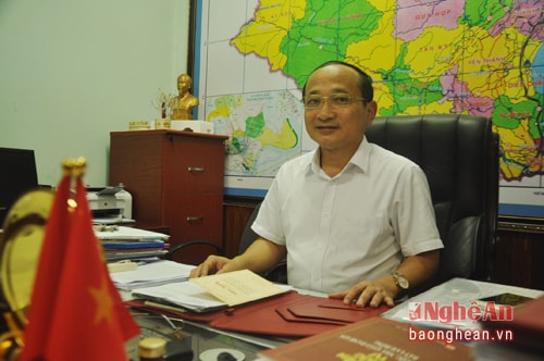 Xây dựng phong cách làm việc xứng đáng người đại biểu nhân dân