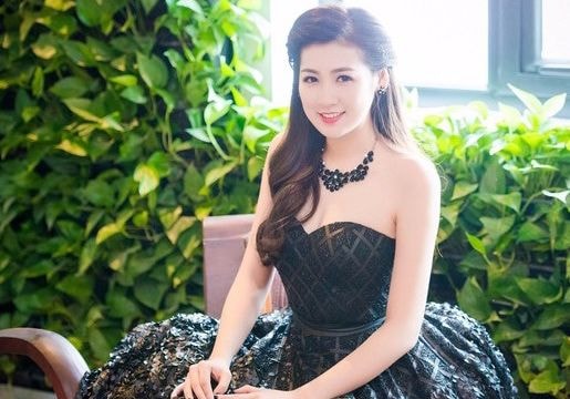 Những cô gái tên Anh có duyên với danh hiệu Hoa khôi trường Báo