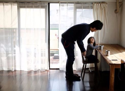 Cuộc sống tối giản 'không đồ đạc' trên đất Nhật