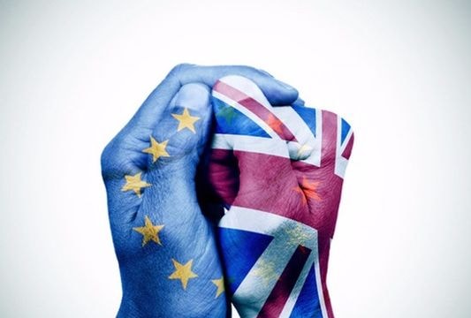 Anh-EU: Lục đục nhưng khó chia tay