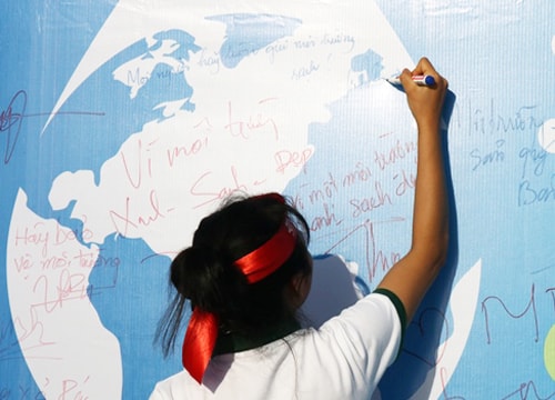 Tập đoàn Mường Thanh đồng loạt ra quân  làm sạch bãi biển