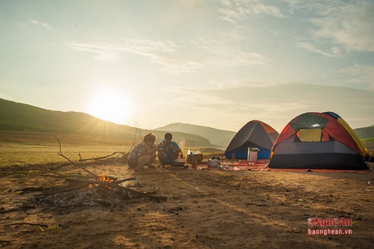 Vệ Vừng điểm cắm trại du lịch lý tưởng