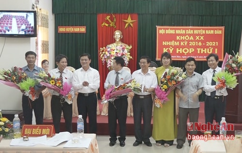 HĐND huyện Nam Đàn bầu các chức danh chủ chốt